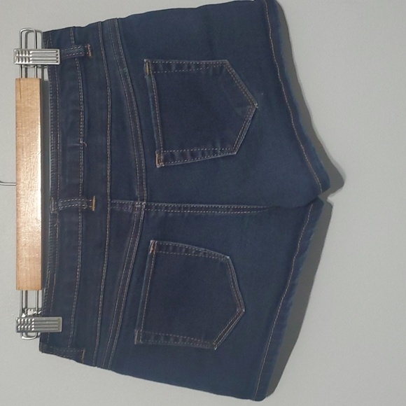 RUE 21 Blue Denim Shorts Womens Size 3 / 4 Juniors Summer Fun 2% Spandex - Picture 7 of 12